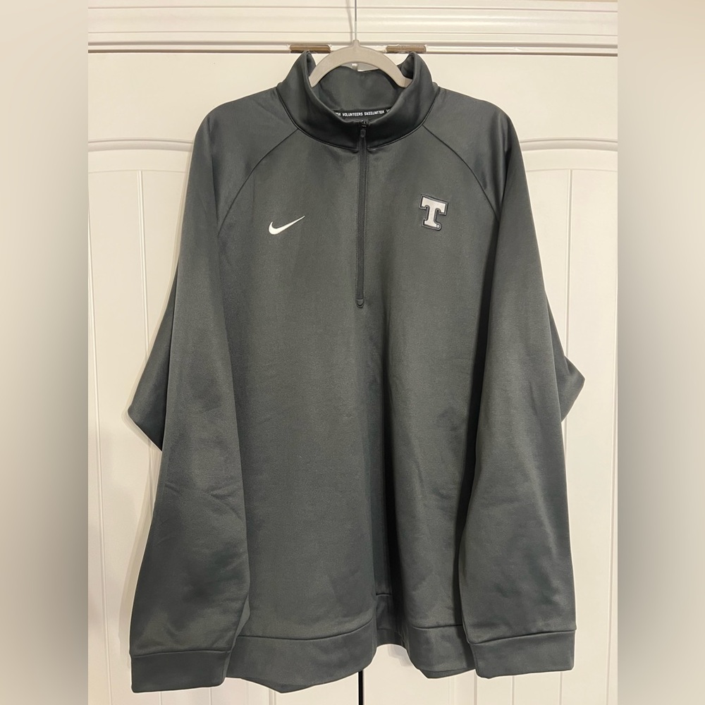 Men’s Nike Dri-Fit 1/4 Zip PulloverTennessee Vols - Smokey Grey 3XL - **EUC**